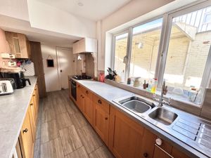 Photo 10- click for photo gallery